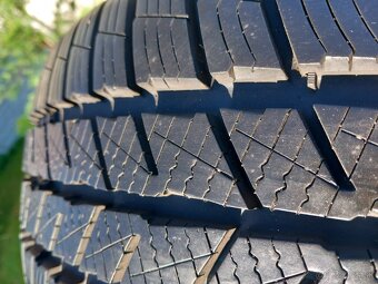 225/60 r17 zimné pneumatiky - 6