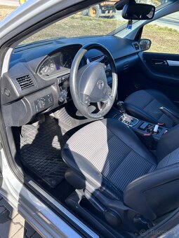 Mercedes Benz A180d - 6