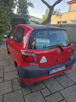 Toyota yaris 1.0 - 6