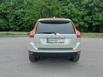 Volvo XC60 D5 AWD Momentum Geartronic - 6
