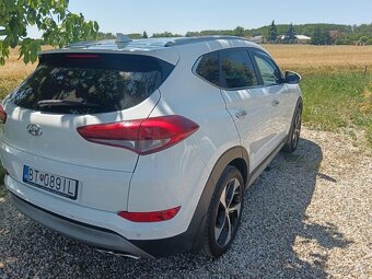 Hyundai tucson 2.0 CRDI 4x4 manuál - 6