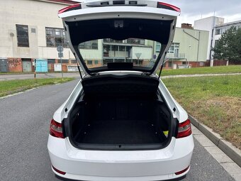Škoda Superb 3 2.0 TDI 110kW DSG 2017 Sedan - 6