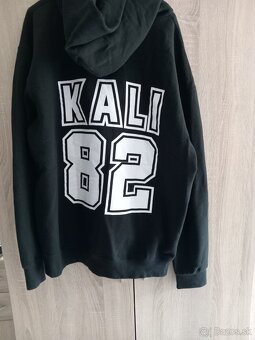 Mikiny a trička kali - 6