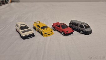 Hot Wheels - 6