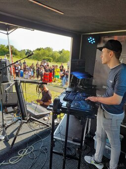 DJ- Ozvučenie Mobilné pódium a na svadbu - 6