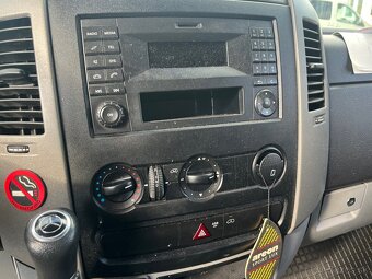 MERCEDES-BENZ IGLOOCAR 3,0CDI A/T - 6