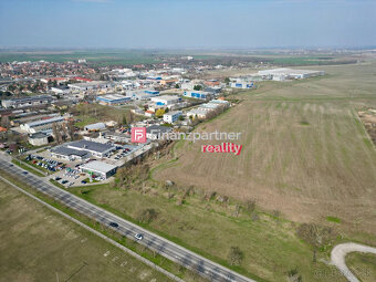 Exkluzívne na predaj priemyselný pozemok o rozlohe 10265 m2 - 6
