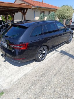 Škoda superb sportline - 6