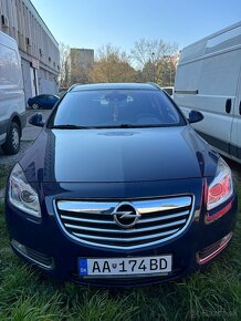 Insignia  2.0 118kw automat6st - 6