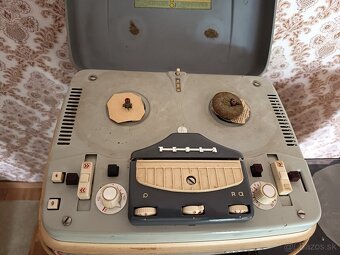 Retro gramo-radio tesla - 6