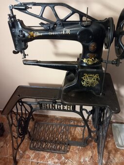 Singer - 6