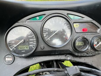 Suzuki gsxf 750 - 6