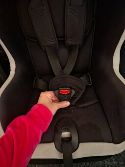 Predám autosedačku Chicco - 6
