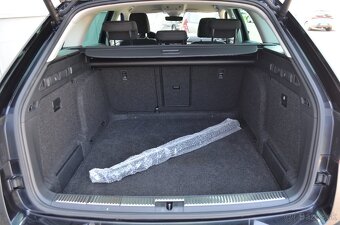 ŠKODA SUPERB 2.0 TDI DSG CRYSTAL LED MATRIX ŤAŽNÉ odpočet DP - 6