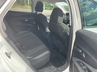 Predám peugeot 3008 1.5 Blue HDi 130k, r.v.2019 - 6