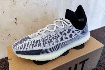 Adidas Yeezy 350 CMPCT Panda 45 1/3 - 6