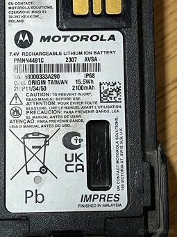 Vysielačky motorola DP2400e UHF 6ks + impres nabijacka - 6