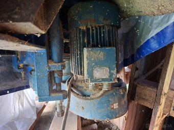 Podomacka freza alebo motory MOHELNICE MEZ 4kw - 6