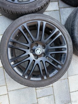 Škoda R18 225/40 R18 - 6