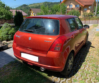 Suzuki Swift - 6