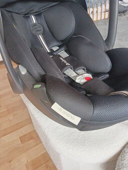 Cybex vajíčko a základňa - 6