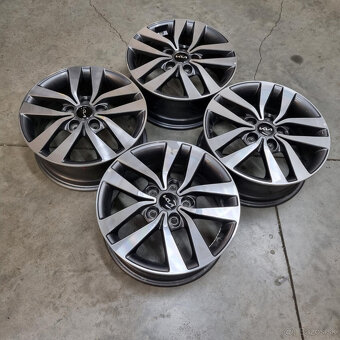 Hyundai disky 5x114,3 R16 6,5J ET50 - 6