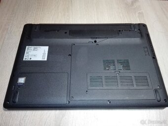 Fujitsu. i3-6006U.15,6“Full HD. 1 000 GB. 12 GB DDR4. - 6
