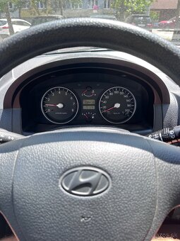 Hyundai GETZ 1.3 62,50kw ročník 2005 - 6