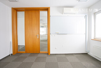 IBA U NÁS Prenájom veľkometrážna kancelária, Žilina 93,5m2 - 6