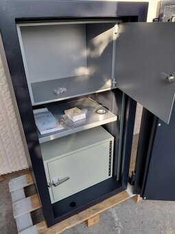 Trezor Chubbsafes - 6