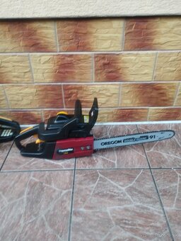 Homelite motorová píla - 6