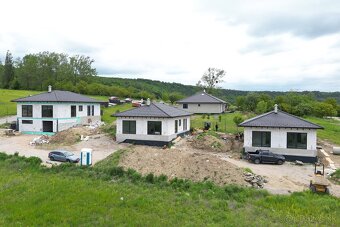 Novostavba rodinného domu IBV Ortáše - 6
