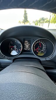 P: Volkswagen Golf 1.6TDI 77KW - 6