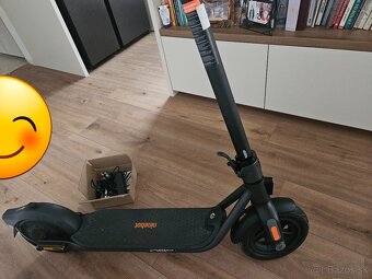 Elektrická kolobežka Ninebot Kickscooter F2 - 6
