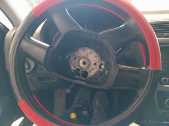 Rozpredám 1.6 tdi, 77 kW, CAYC - 6
