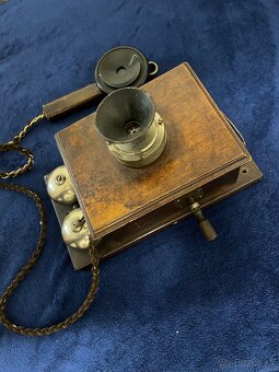 Historicke telefony - 6