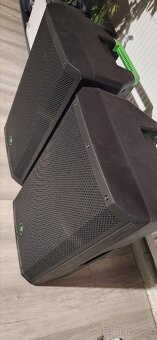 Mackie 1300w - 6
