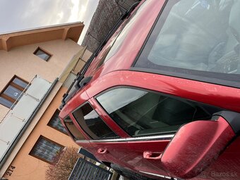 Predám Jeep Grand cherokee wk1 - 6