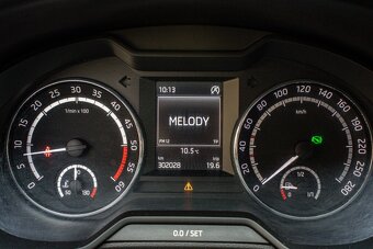 Škoda Octavia RS 2.0 TDI - 6