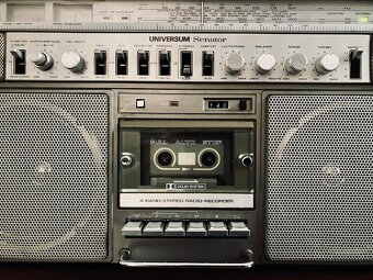 Universum Senator - 6