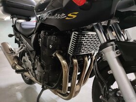 Kryt chladiče cestné - 6