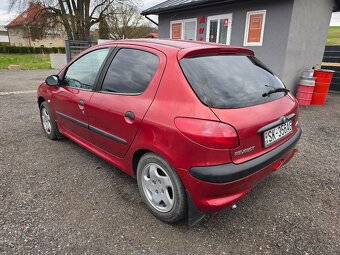 PEUGEOT 206 1.2i BENZÍN - 6