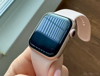 Predám hodinky iWatch 6 aj s náhradnými remienkami - 6