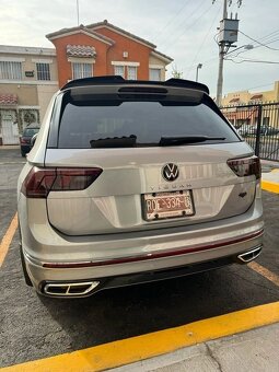 Boční lemy / spoilery na zadní okno VW Tiguan MK2 2017-2021 - 6