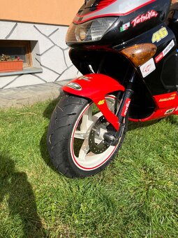 Aprilia SR 125 - 6