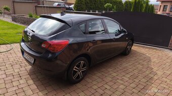 Astra J 1.4 benzín 74 kw - 6