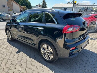 Kia Niro e- Premium EV ExecutiveLine 204PS 64KWh - 6