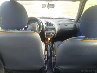 Citroen Saxo 1.1i 43 kw - 6