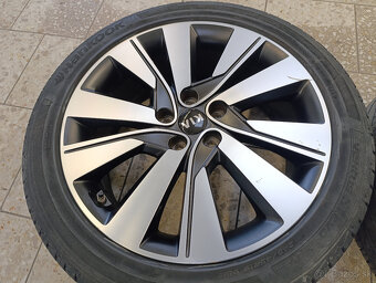 5x114,3 Kia Sportage Sorento - Hyundai Tucson 7,5Jx19 ET50,5 - 6