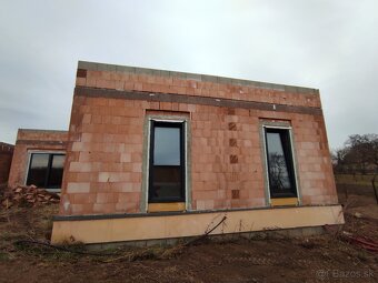 5-izbovy rodinný dom 15 minút od NR - 6